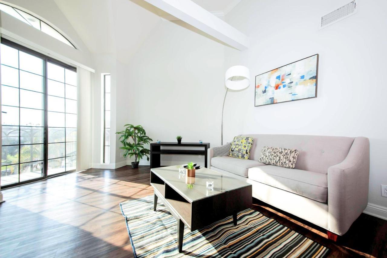 Luxury West Hollywood Apartments By Barsala Лос-Анджелес Екстер'єр фото